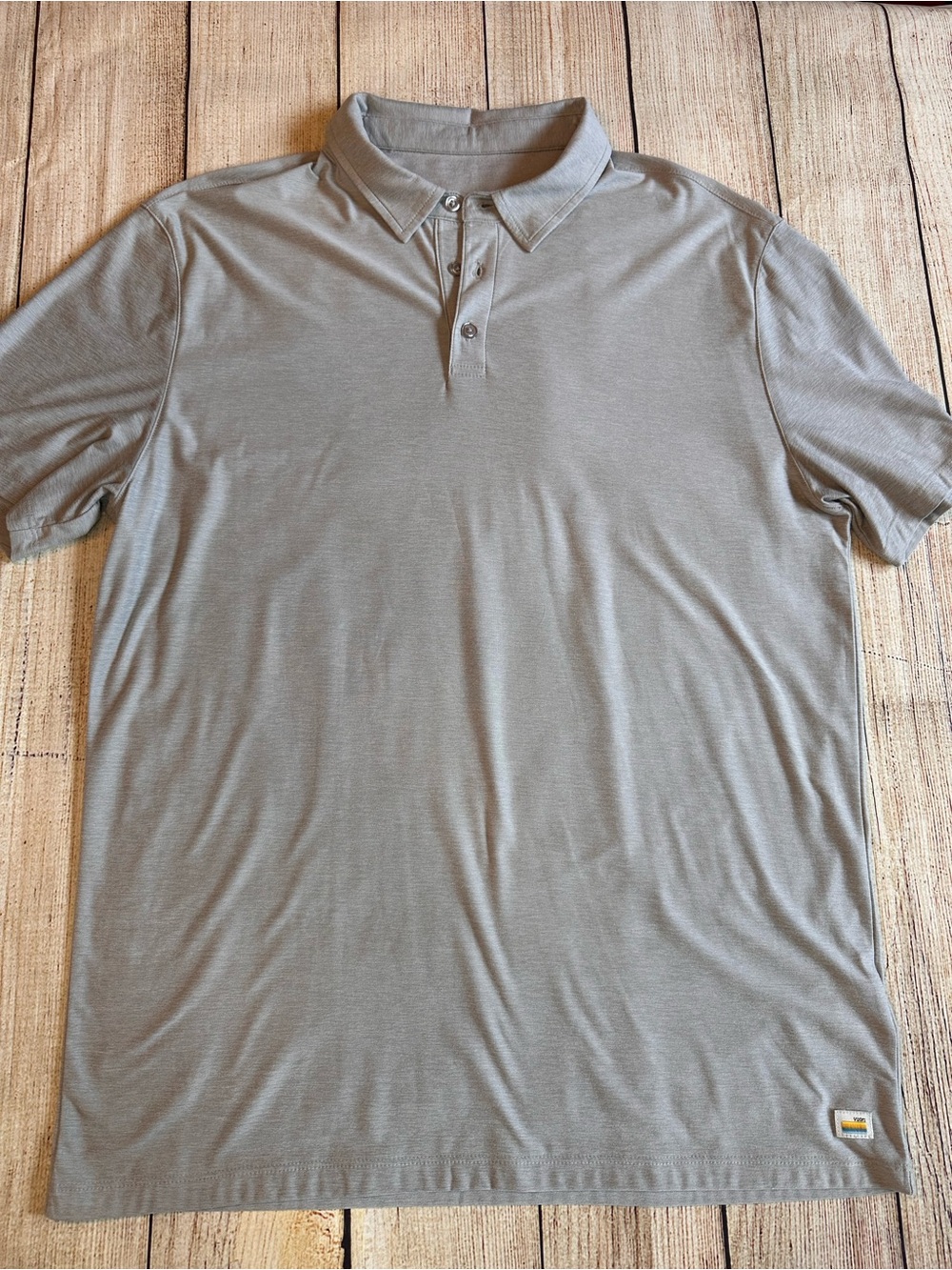 Vuori Strato Tech Polo Men’s Large Gray Performance Shirt